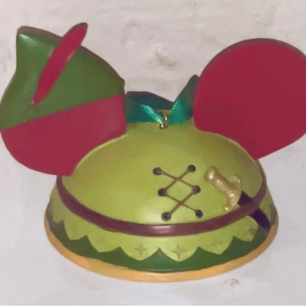 Disney Parks Peter Pan Ears Ornament Alex Maher artist Unique, Rare Collectable